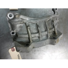 92X005 Air Compressor AC Bracket From 2004 Mitsubishi Galant 2.4 92X005 Air Compressor AC Bracket From 2004 Mitsubishi Galant 2.4